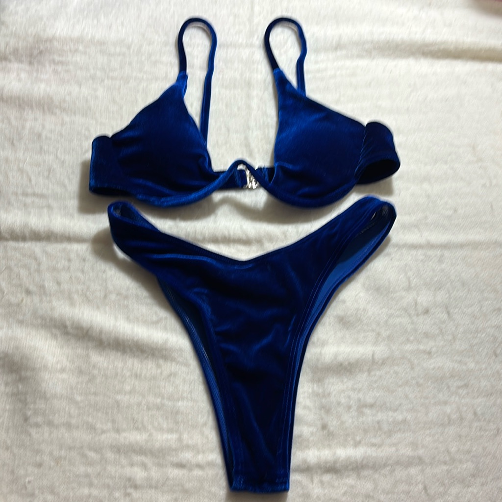 New Two-Piece Bikini Swimsuit Set Sz S Blue